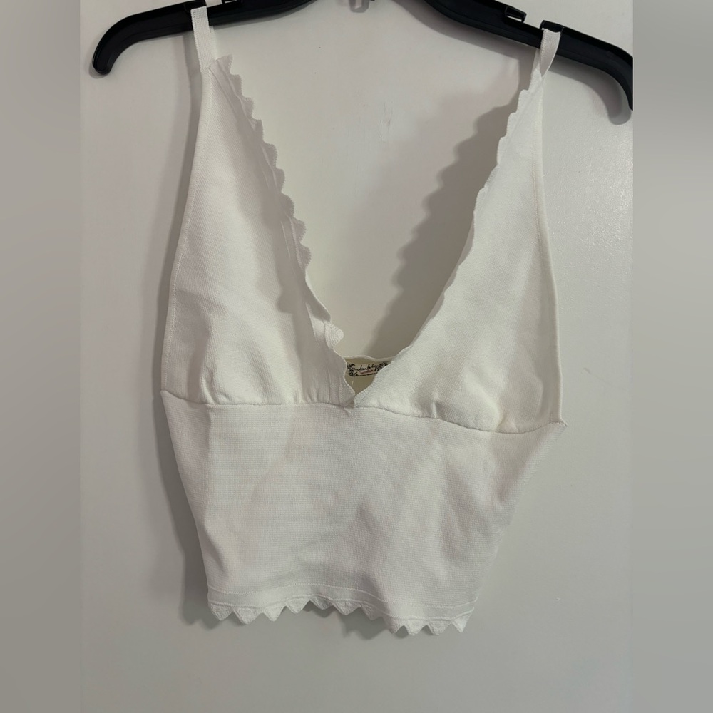 Free People white scalloped edge bralette